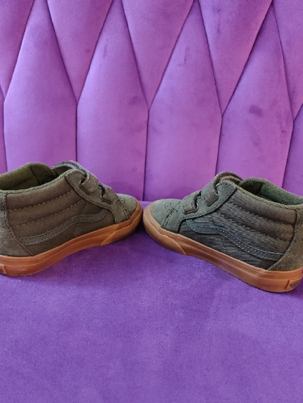 Vans Kids Olive Suede High-Top Sneakers with Gum Sole - Picture 5 of 5